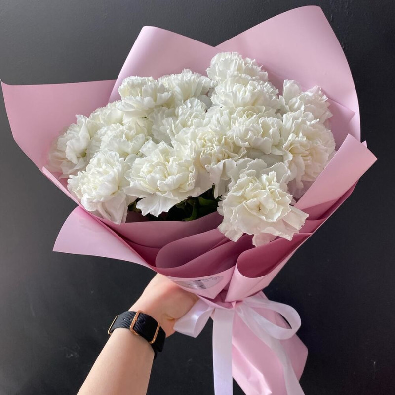 Mono-bouquet of white dianthuses, standart