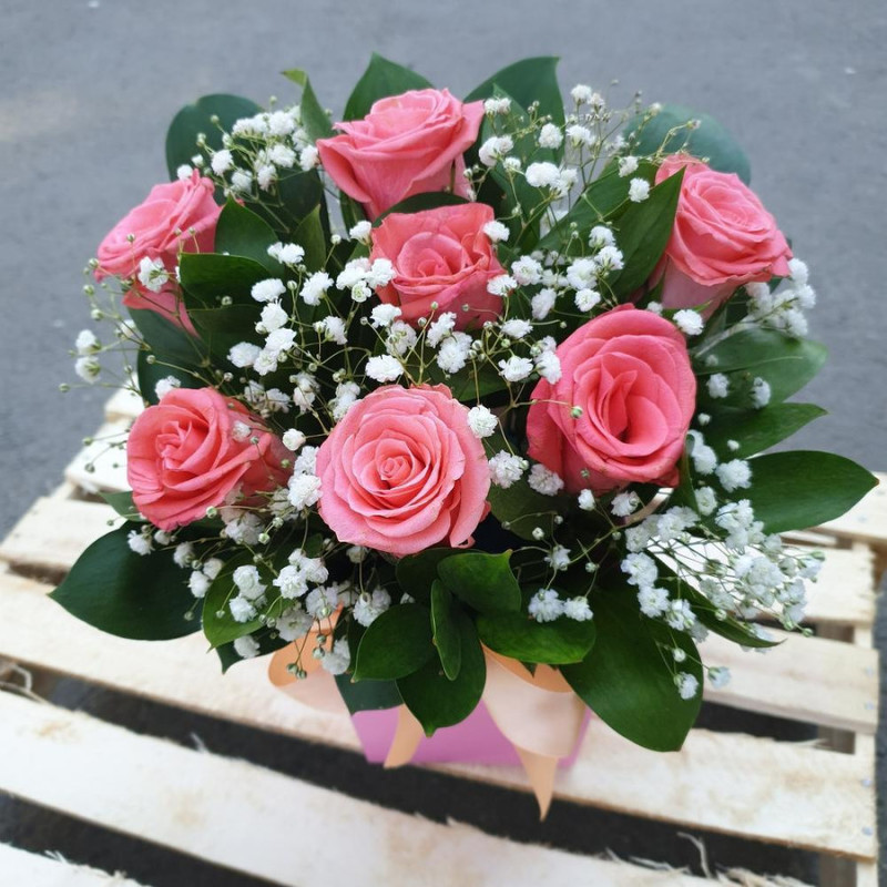 Коробка "7 розовых роз", стандартный
