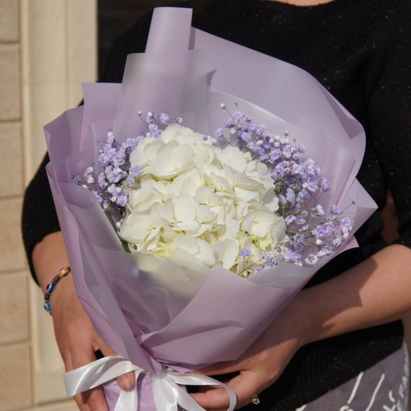 Bouquet of White Hydrangea and Gypsophila, standart