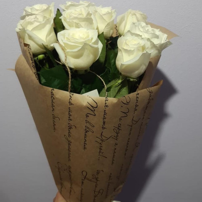 Bouquet of 9 white roses, standart