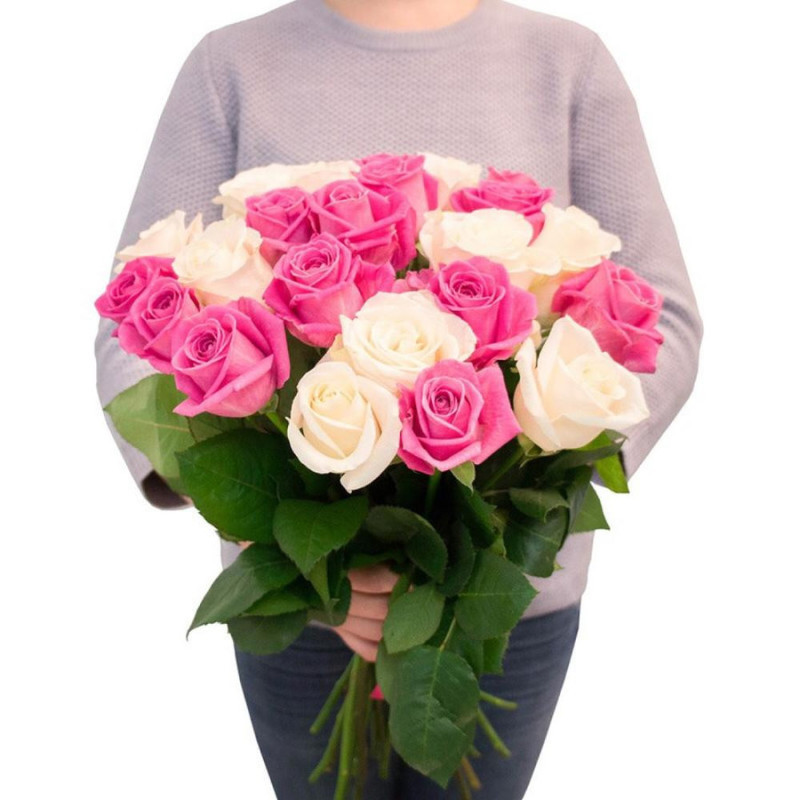 25 White and Pink roses, standart