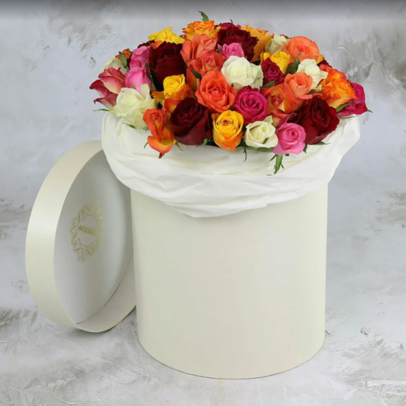 51 multi-colored roses 40 cm in a hat box, standart