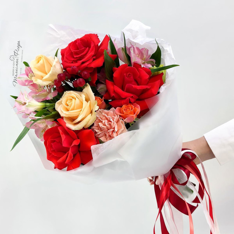 Gentle fire bouquet of French roses in a package, standart