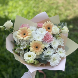 Цветы в азнакаево доставка букет для молодоженов в подарок