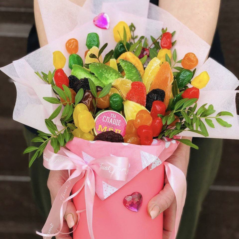 Bouquet of dried fruits "You are sweeter than honey", standart