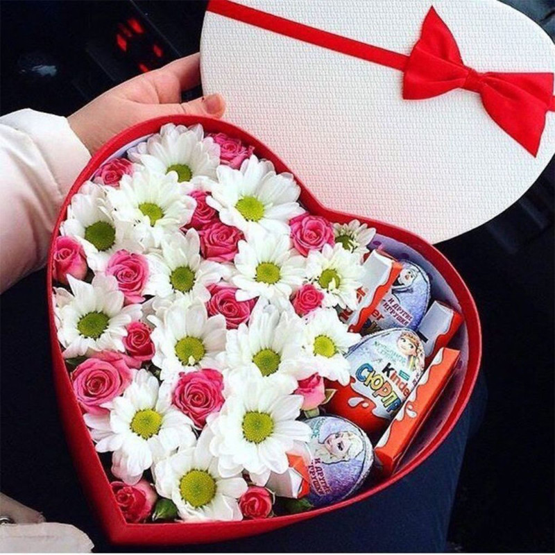 Flowers and sweets "I love you!", standart