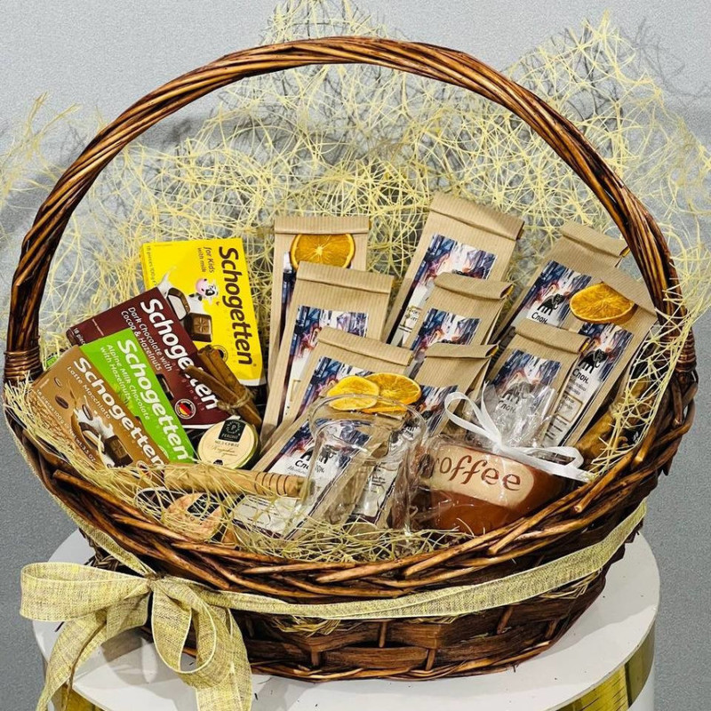 Gift basket with elite coffee beans, standart