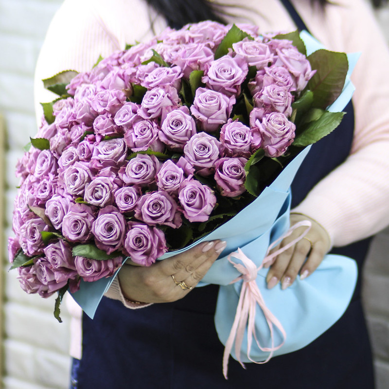 101 фиолетовая роза Маритим в упаковке, стандартный