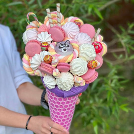 Bouquet of marshmallows in a cone