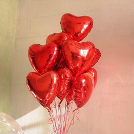 Воздушные шары красные сердца