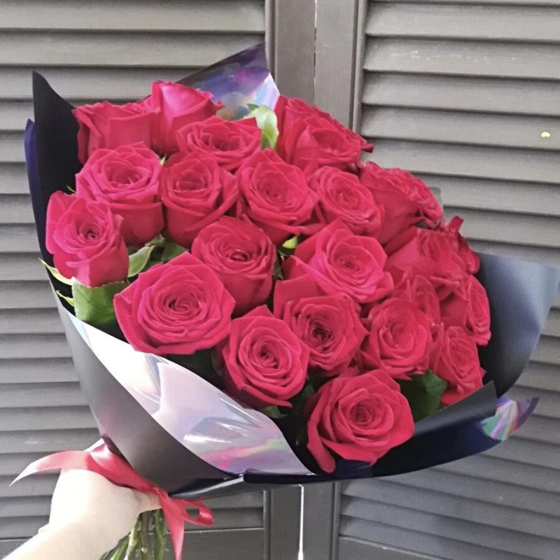 25 red roses 70 cm decorated, standart