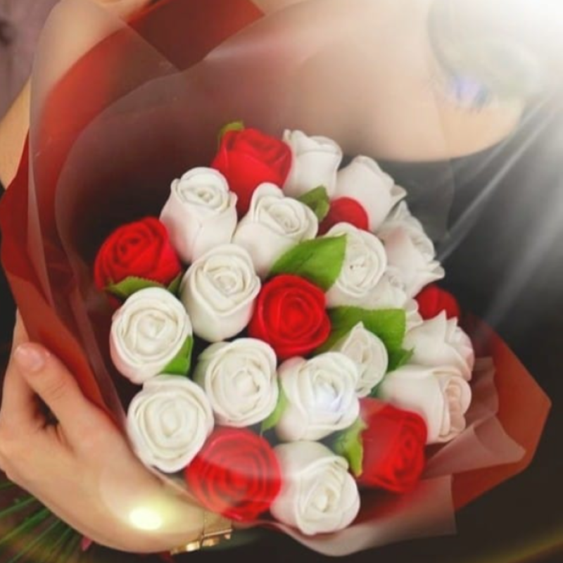 White-red roses, standart
