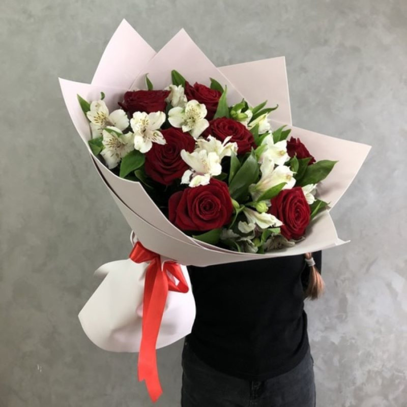 bouquet with alstroemeria and roses, standart