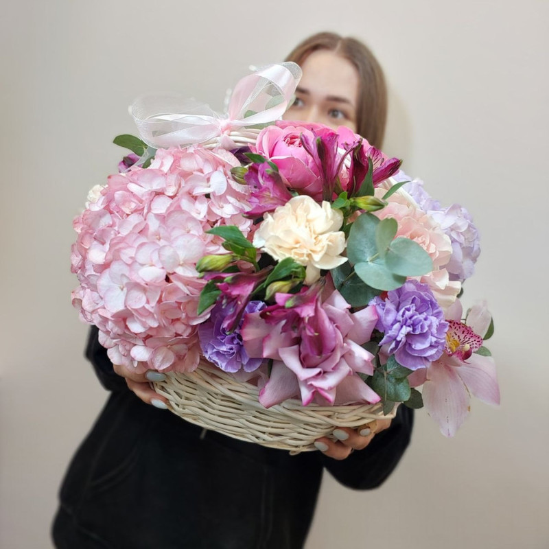 Basket with hydrangeas, orchids, roses, dianthus, standart