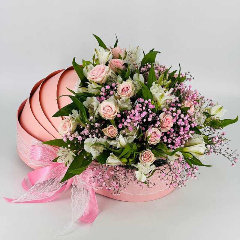 Gift for discharge from the maternity hospital - a bouquet of flowers in a cradle, standart