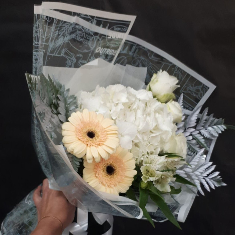 Bouquet "White Hydrangea", standart