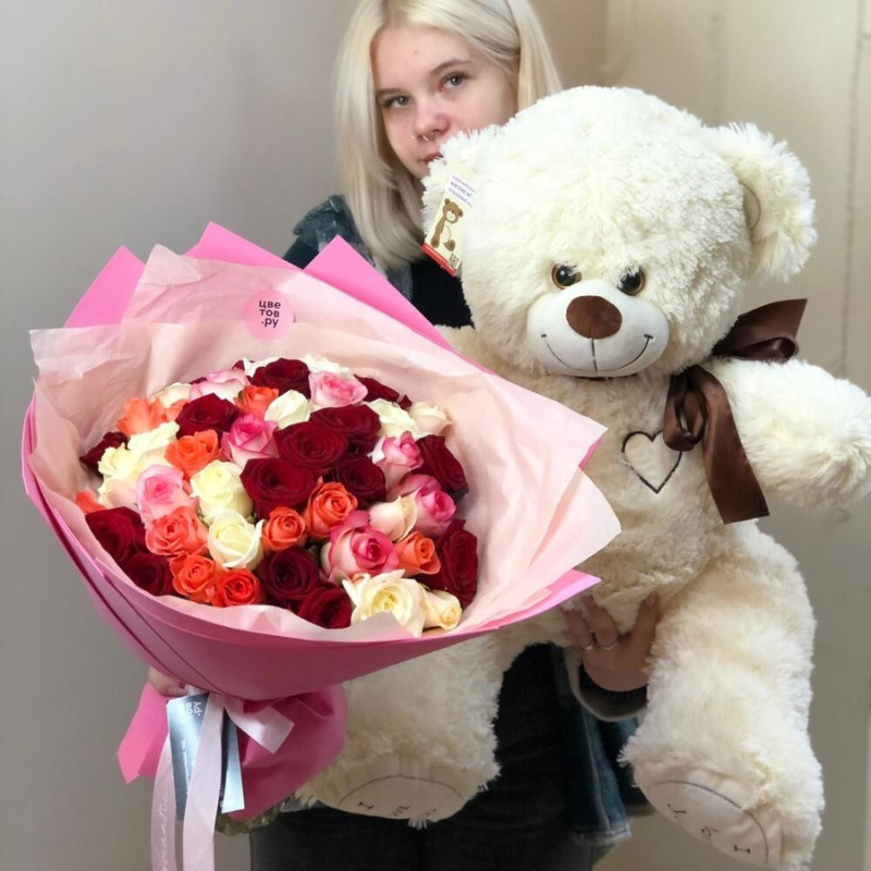 Teddy bear with a bouquet, standart