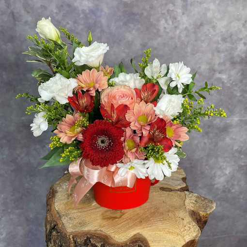 Bouquet in a box 0064412, vendor code: 333072207, hand-delivered 