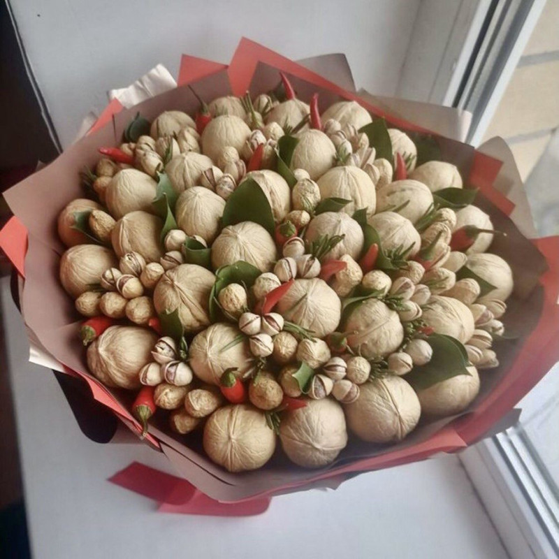 Men's bouquet of nuts, standart