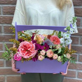 Flower arrangement in a box