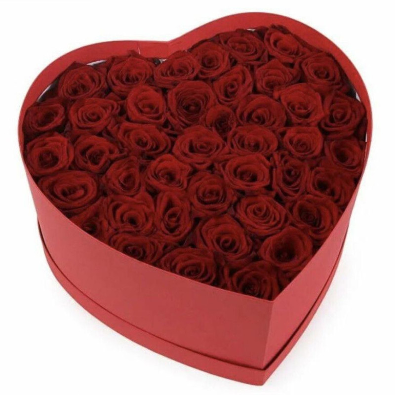 Коробка сердце с красными розами, стандартный