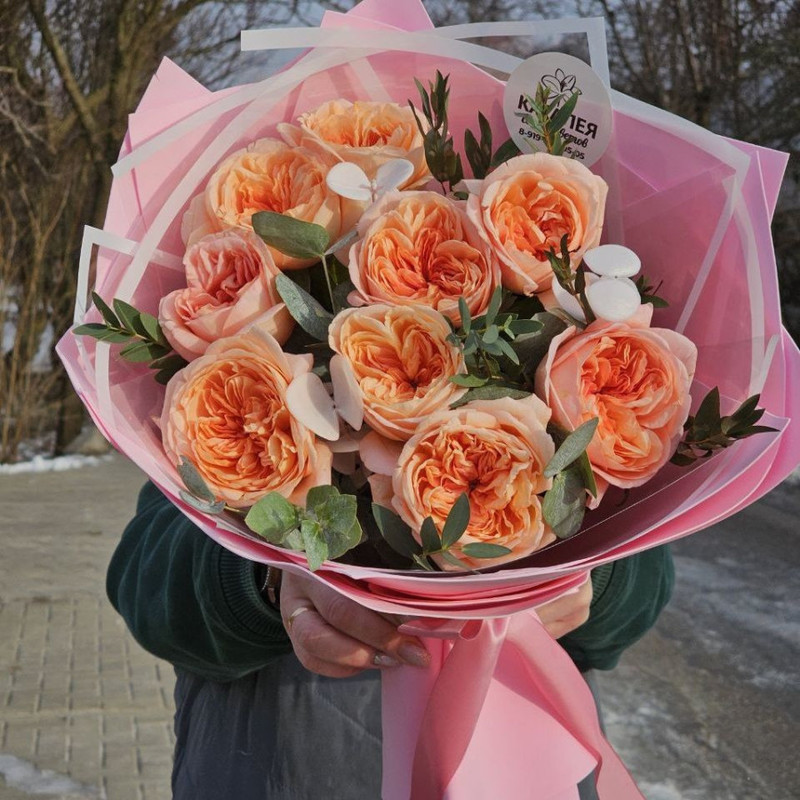 bouquet of cream peony roses, standart