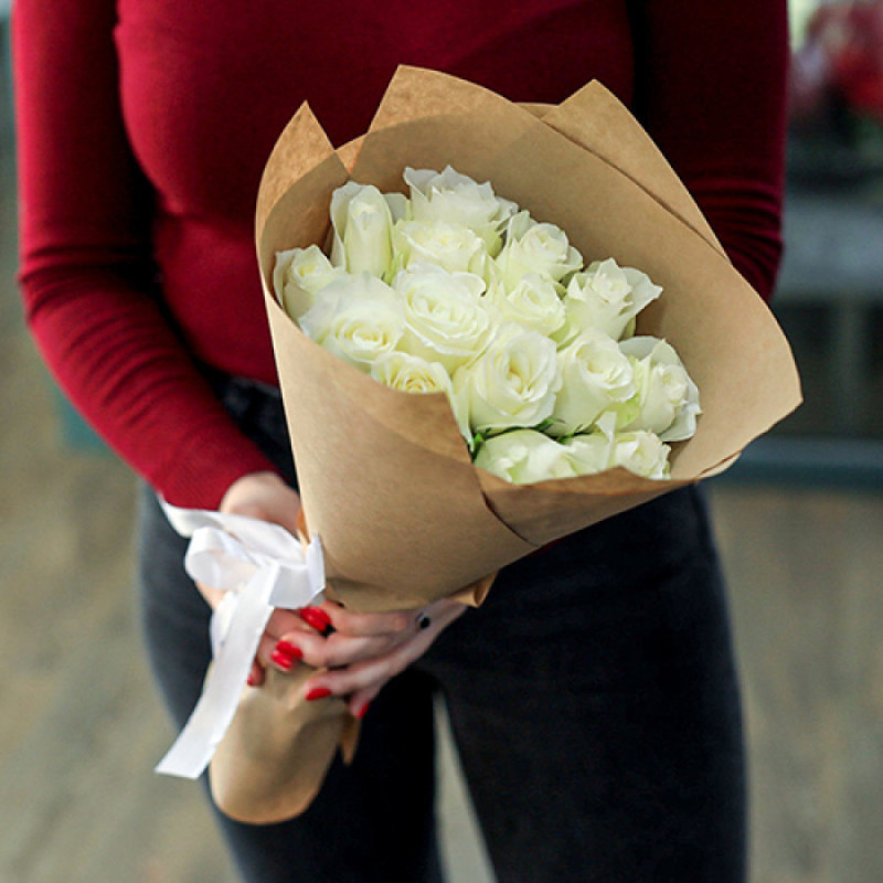 Bouquet of 15 white Kenyan roses, standart