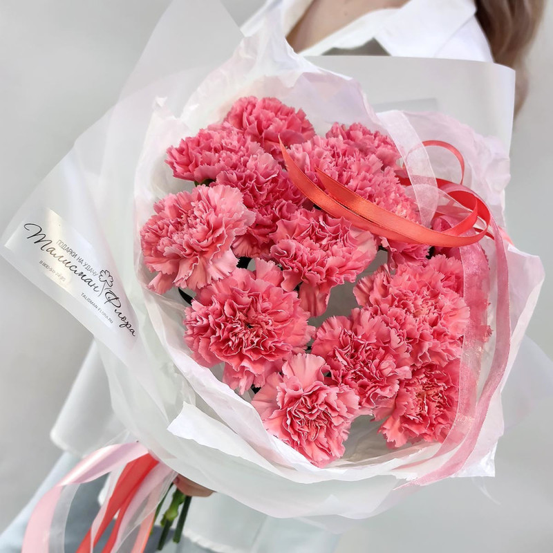 Bouquet of pink dianthus Blush, standart