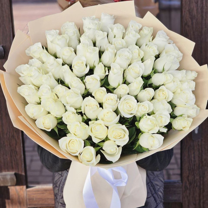 71 white roses, standart
