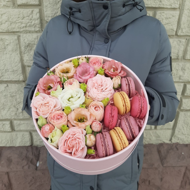 Flowers and sweets "To my beloved!", standart
