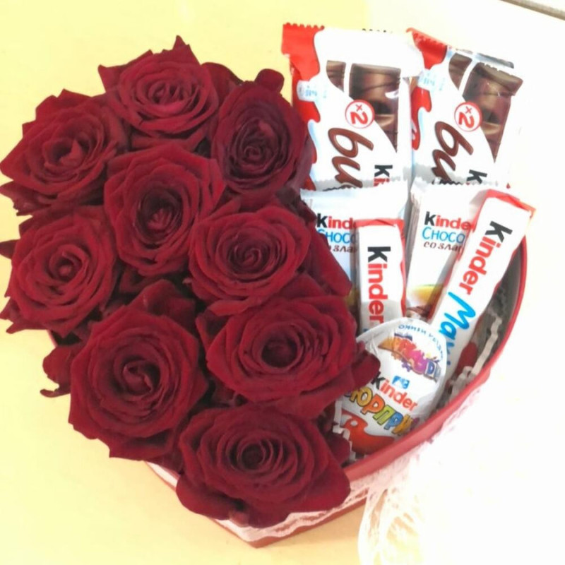 Roses in a heart box with kinder chocolate, standart