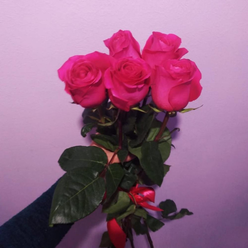 5 Розовых роз 70 см, стандартный
