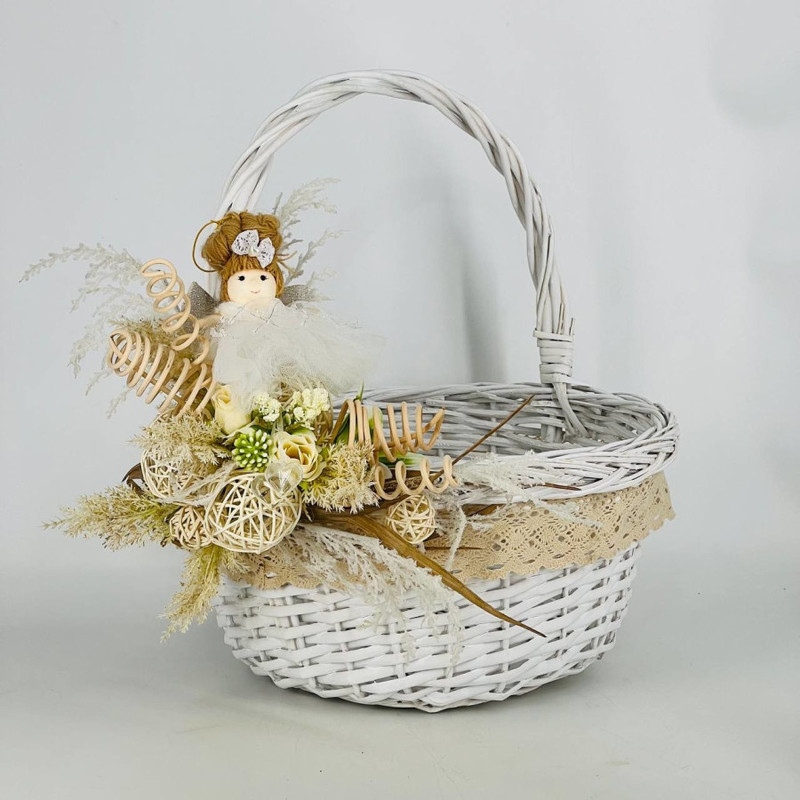 Designer Easter Gift Basket, standart