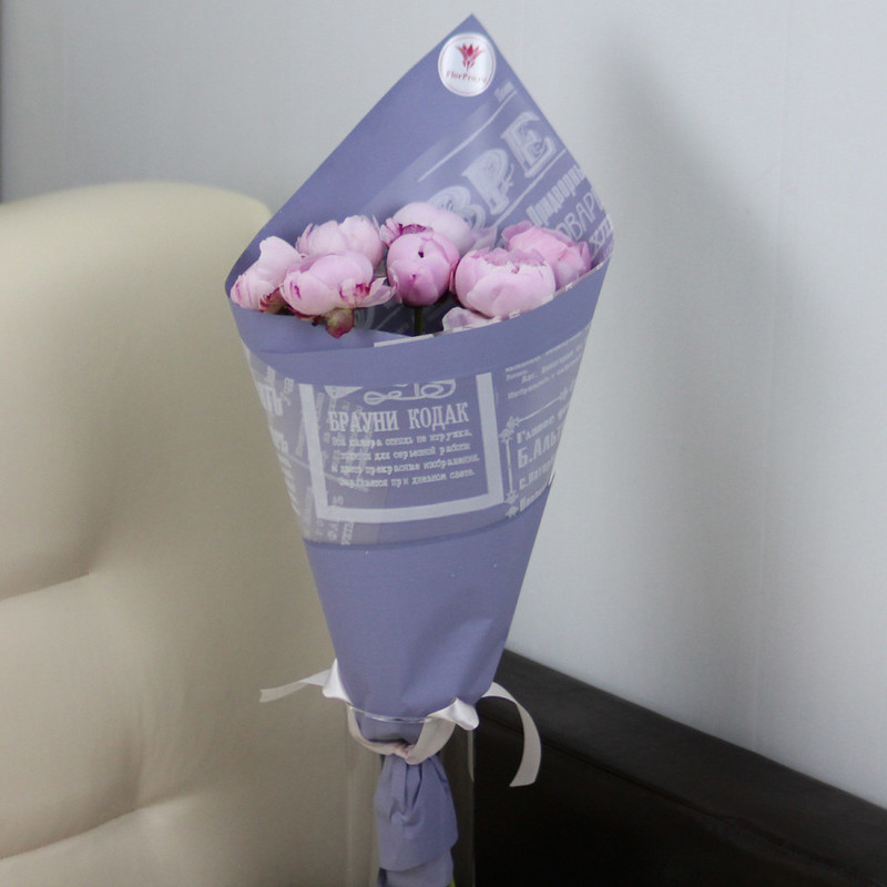 Bouquet "7 pink peonies in designer packaging", standart