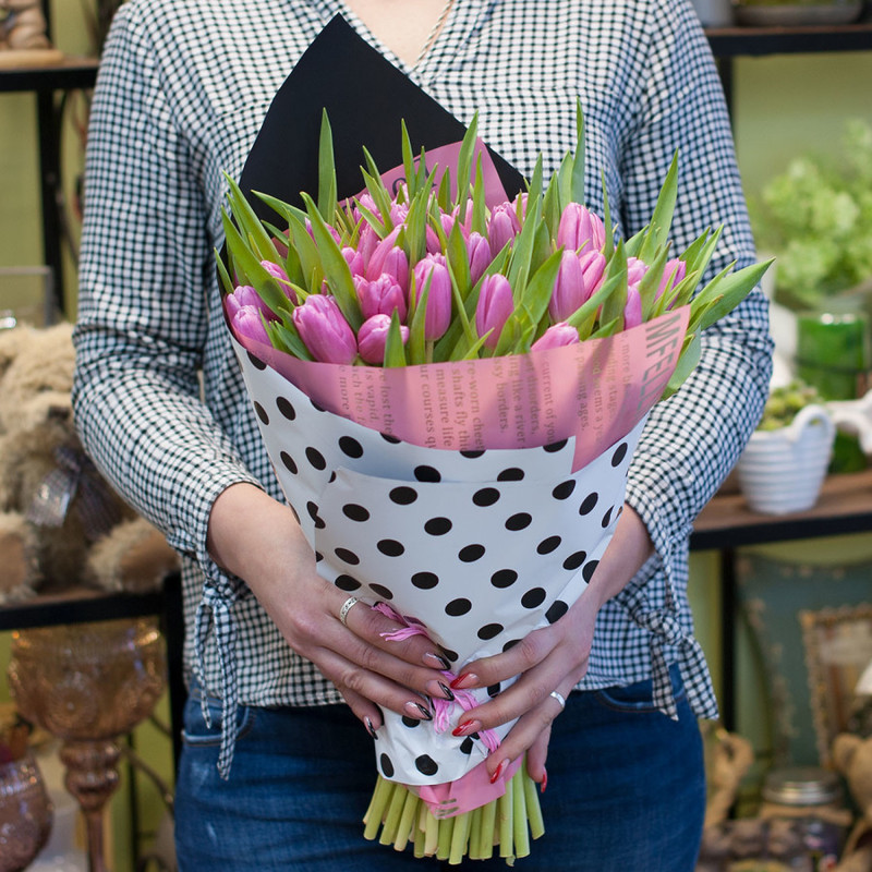 Bouquet of tulips "Delicate", standart
