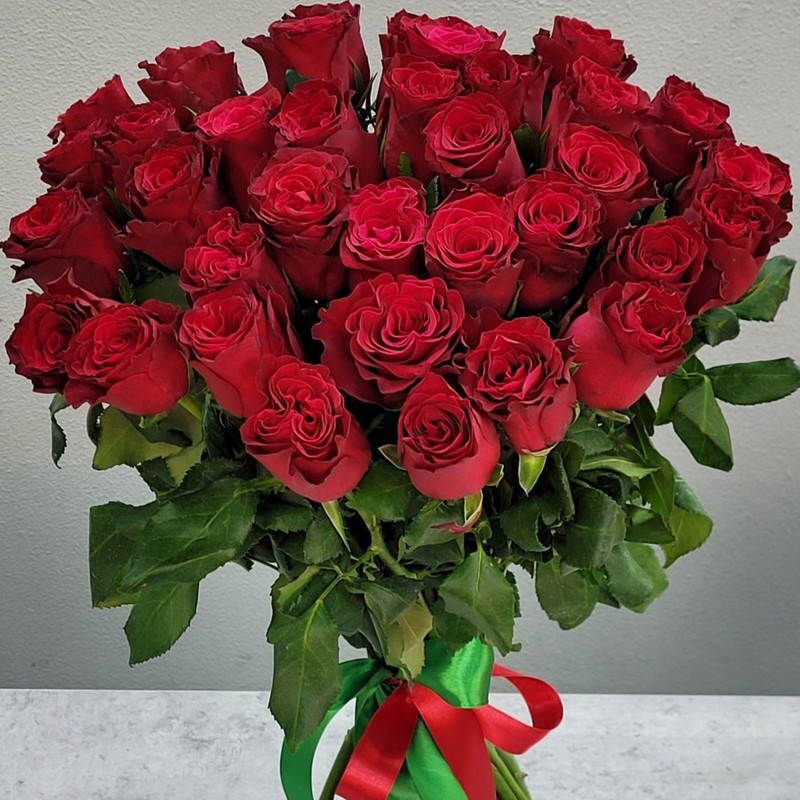 Bouquet of 35 Dutch roses (code 117), standart