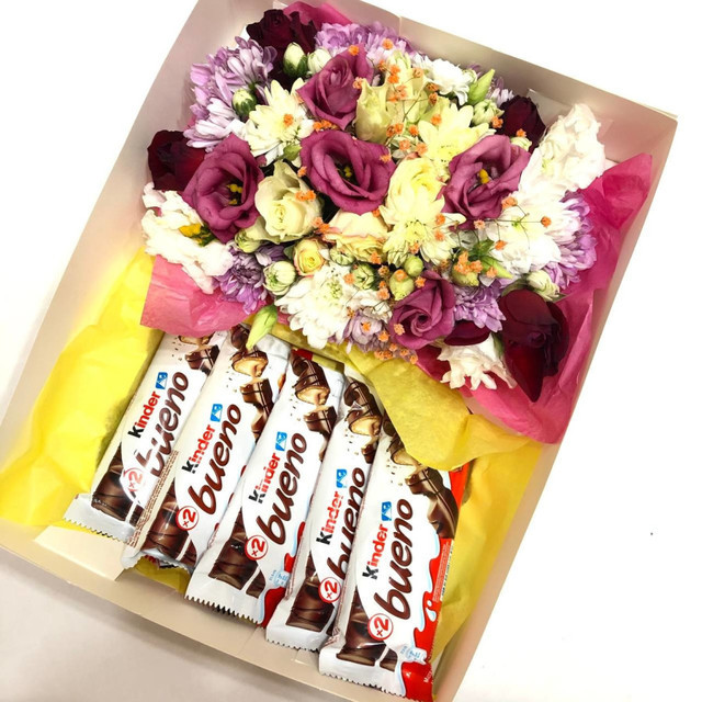 Подарочная коробка с цветами и сладостями, стандартный