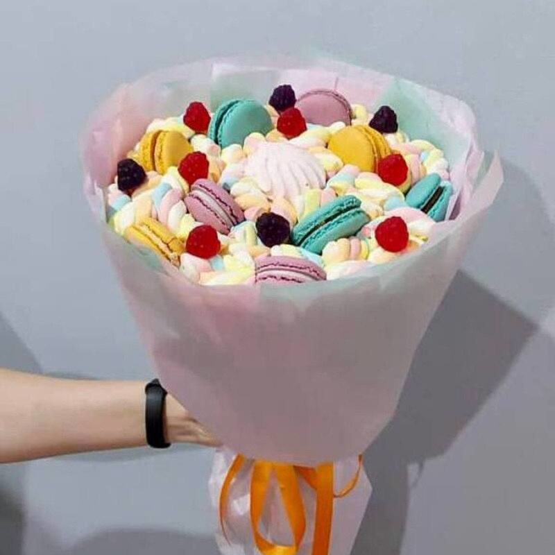 Bouquet of marshmallows and macaroni, standart
