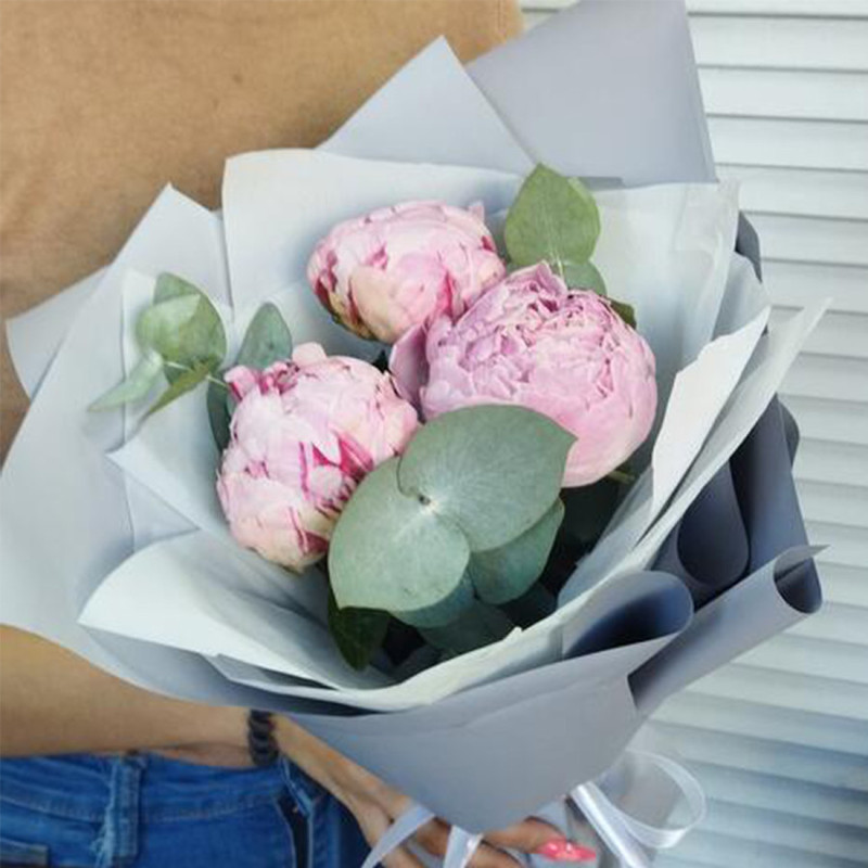 Bouquet with peonies and eucalyptus "Fragrance of spring", standart