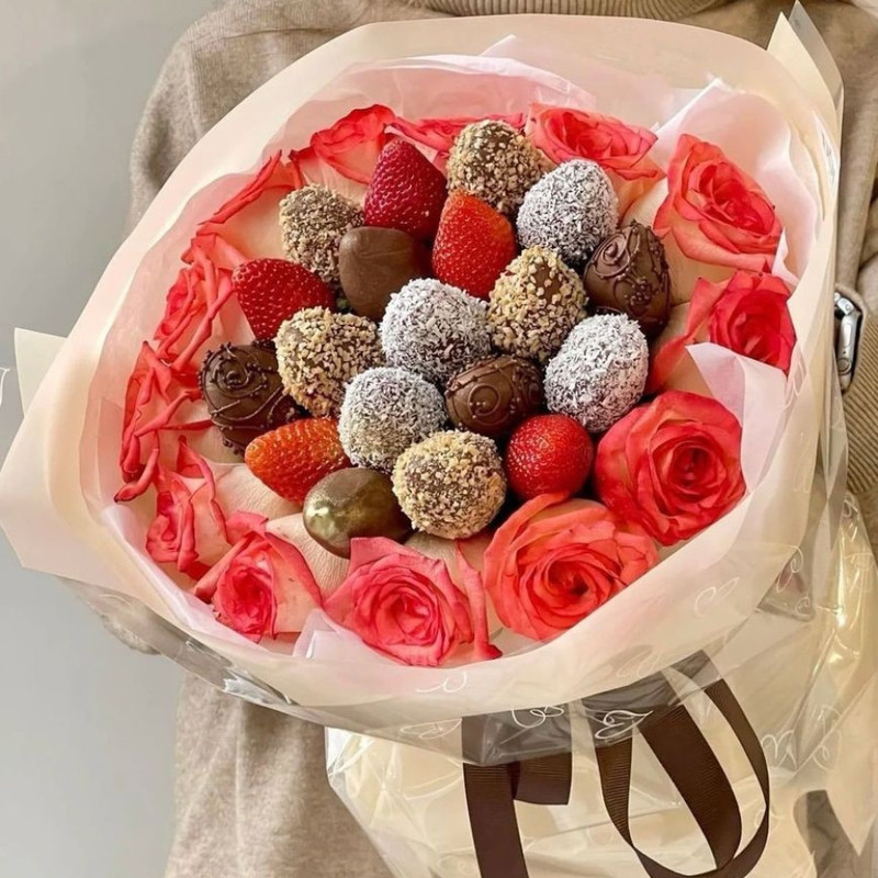 Strawberries with roses, standart
