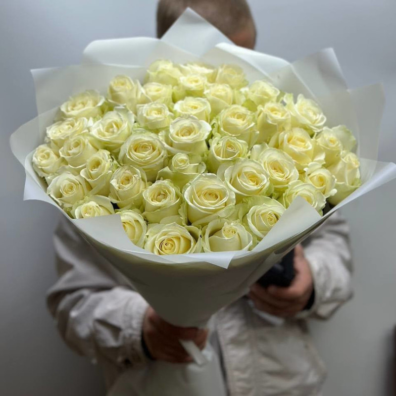 Bouquet of 41 white roses, standart
