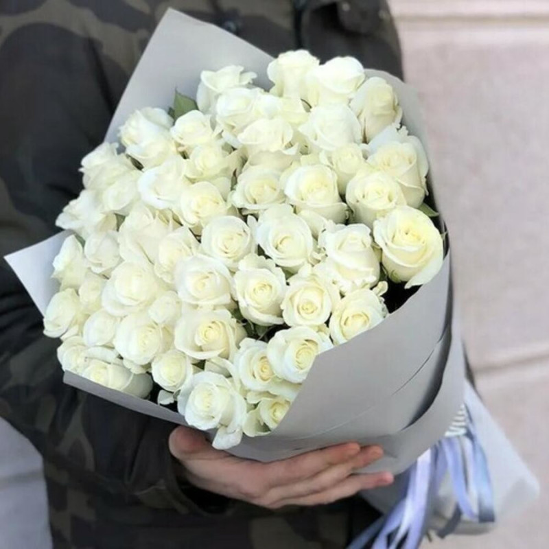 41 white roses 60 cm in white craft, standart