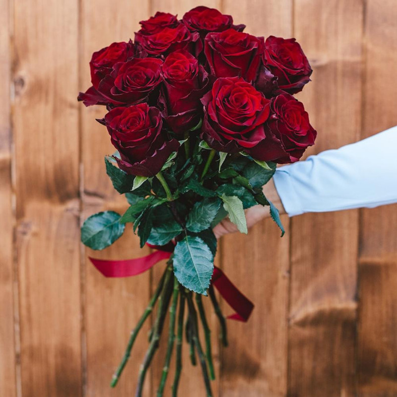 11 gorgeous red roses, standart