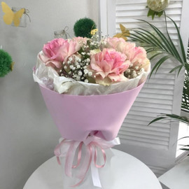 Flower delivery to Tolyatti straight to your door  Send flowers with local  shops in Tolyatti 