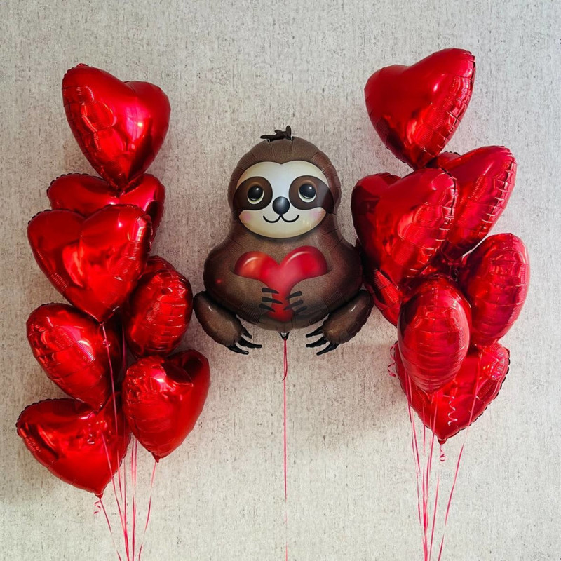 Композиция шаров красные сердца с фигурой ленивец с сердечком на 14 февраля, стандартный