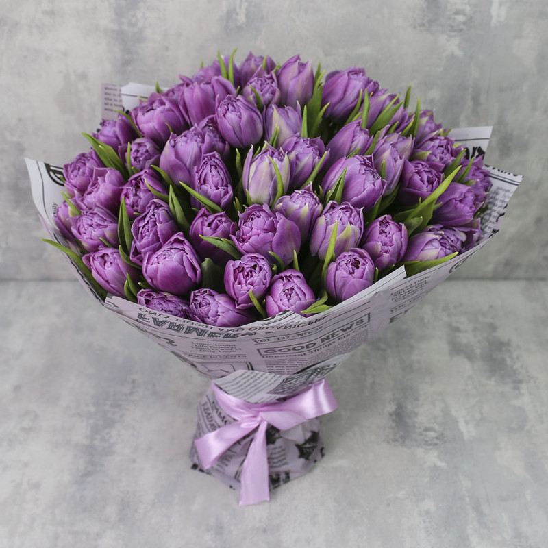 Букет из 51 тюльпана «Сиреневые пионовидные тюльпаны Дабл Прайс», стандартный