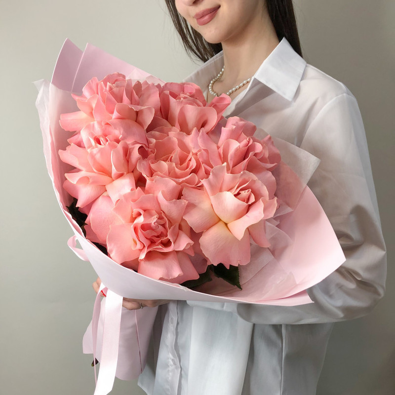 Beauty - a bouquet of French roses, standart