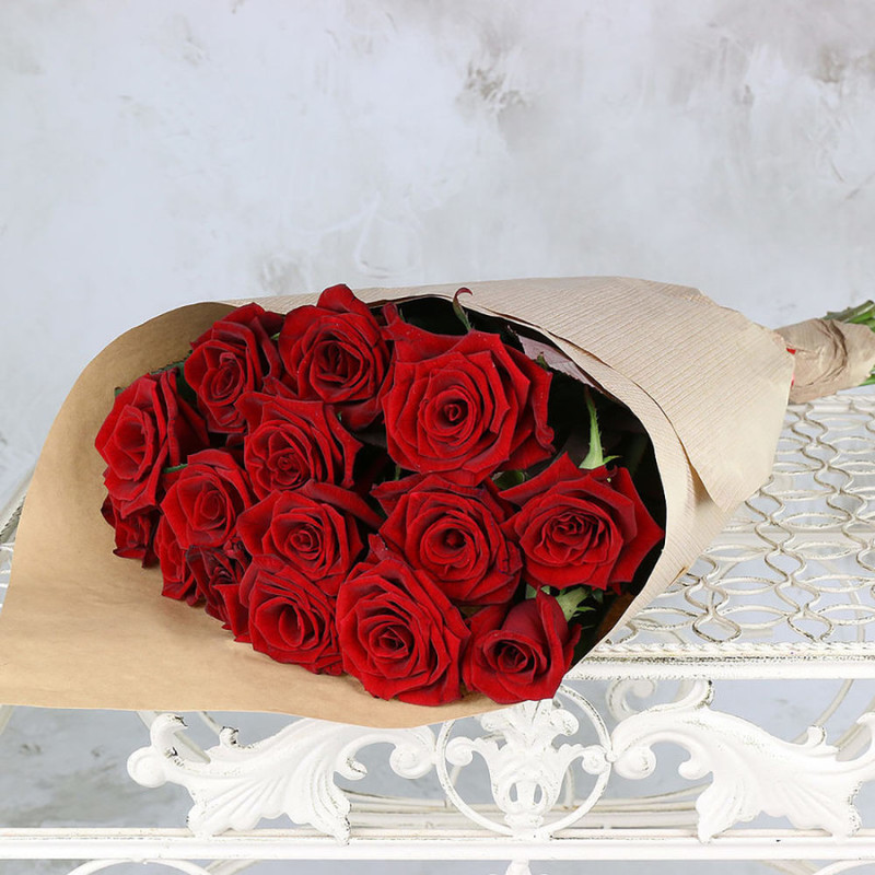 Букет из 15 красных роз 60 см R0008, стандартный