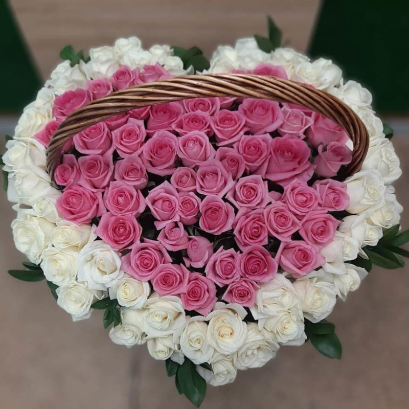 Basket of roses "You are in my heart", standart