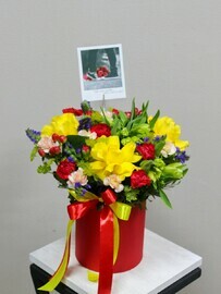 Цветы в коробке: Композиция «Солнечная гармония»